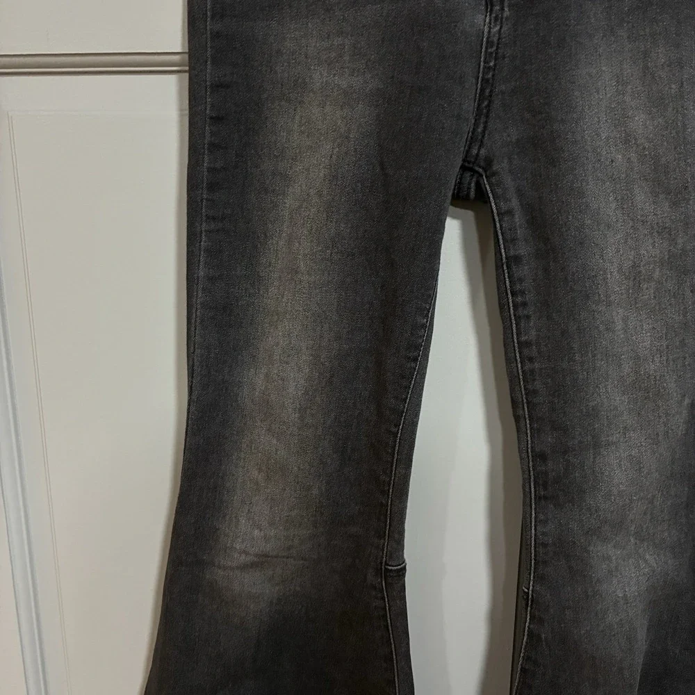 Free People Women Jeans 26 Just Float On Flare Bell Bottom Stretch‎ Raw Hem Boho